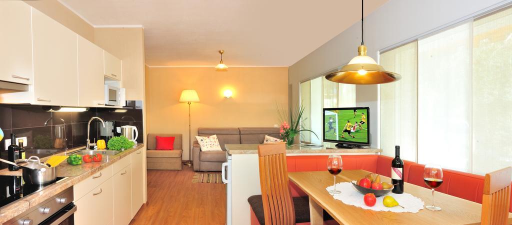 Residence Hofer เบรสซาโนเน ภายนอก รูปภาพ